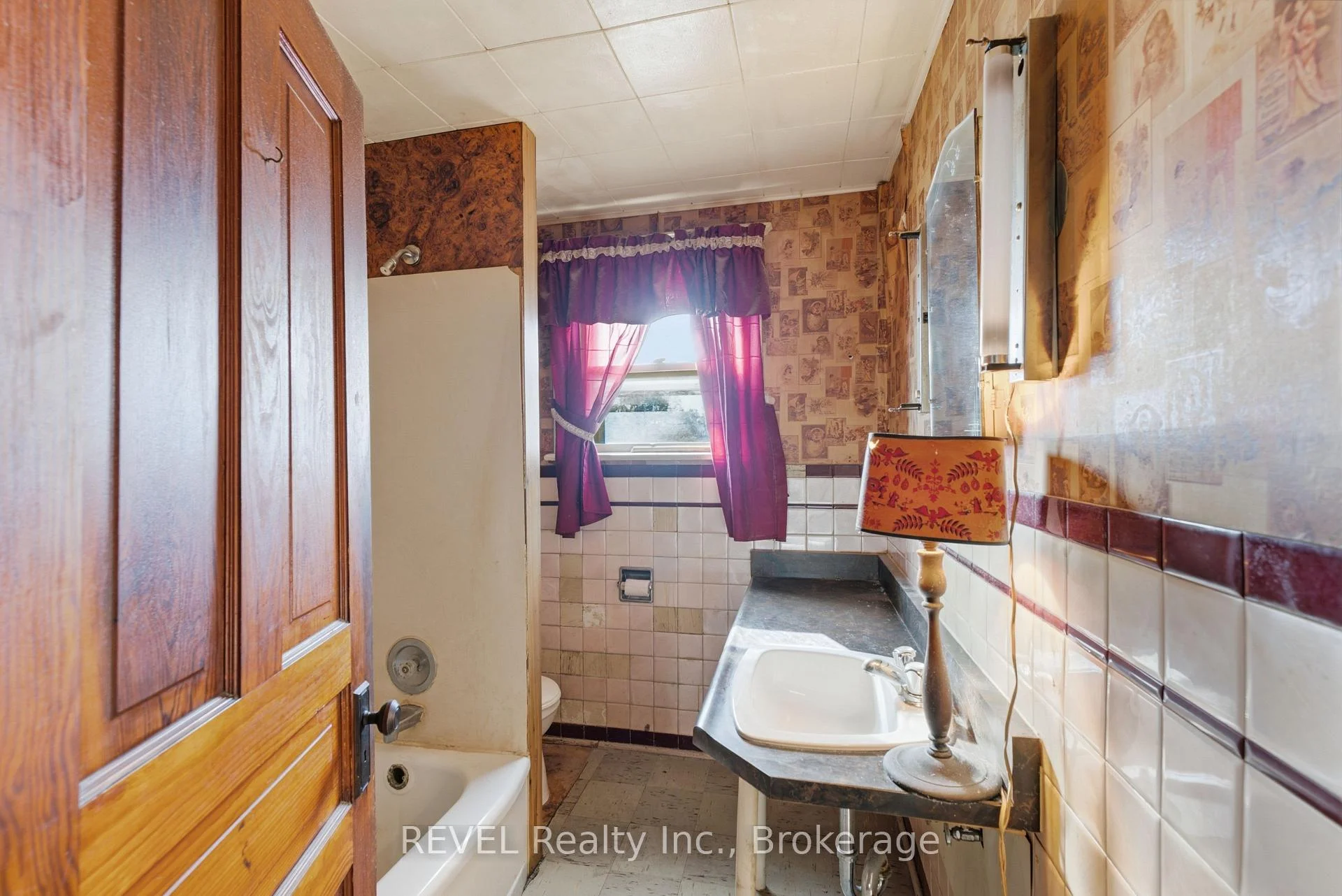 Photo 40 of 63 Carleton Street S, Thorold, Thorold Downtown — HOMEH