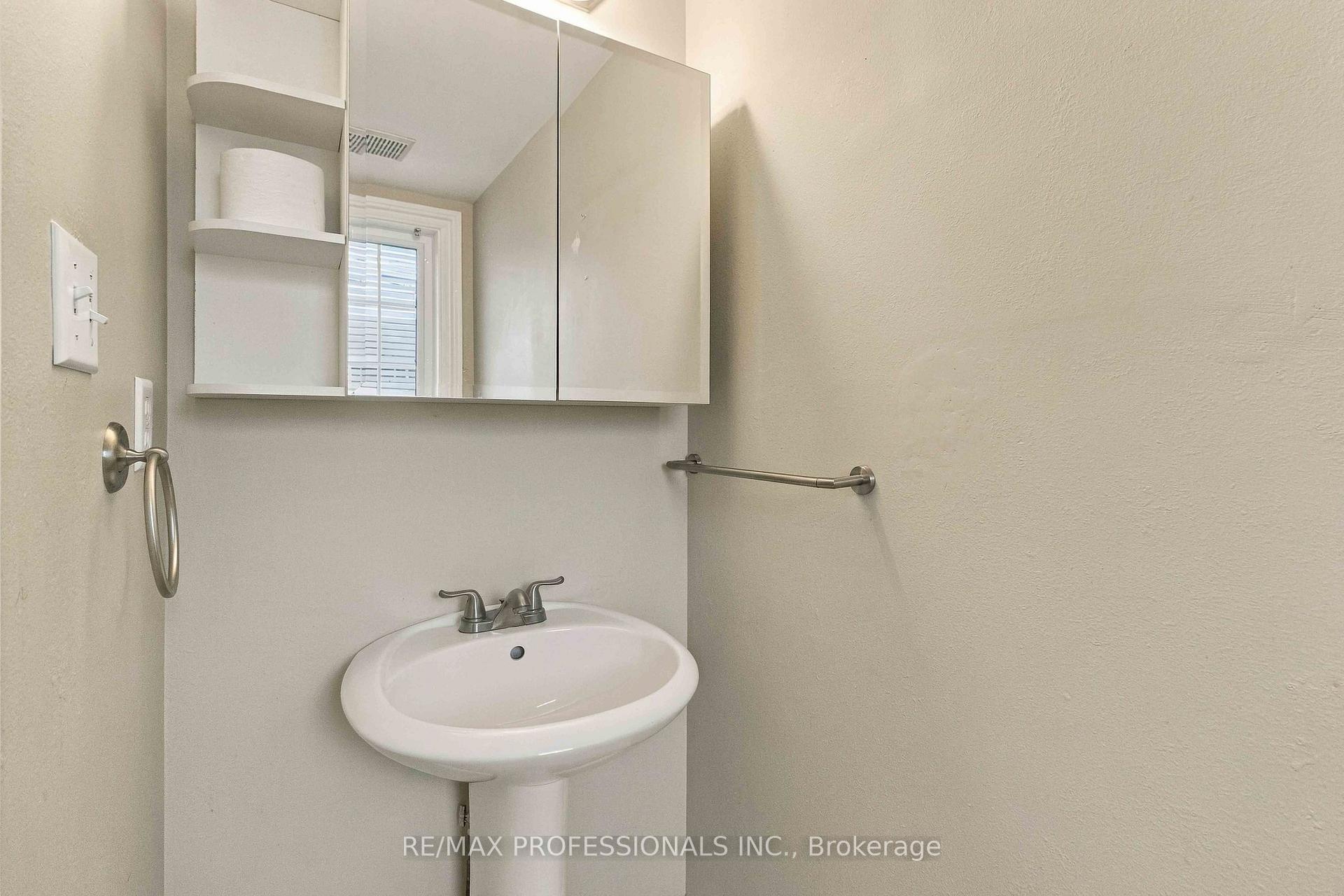 Photo 5 of 34 Jolley Court, Caledon, Bolton East — HOMEH