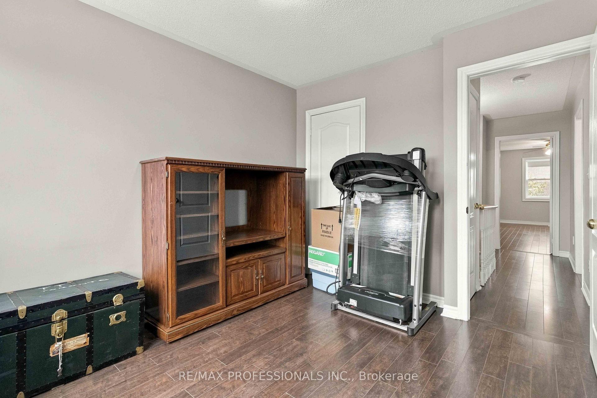 Photo 20 of 34 Jolley Court, Caledon, Bolton East — HOMEH