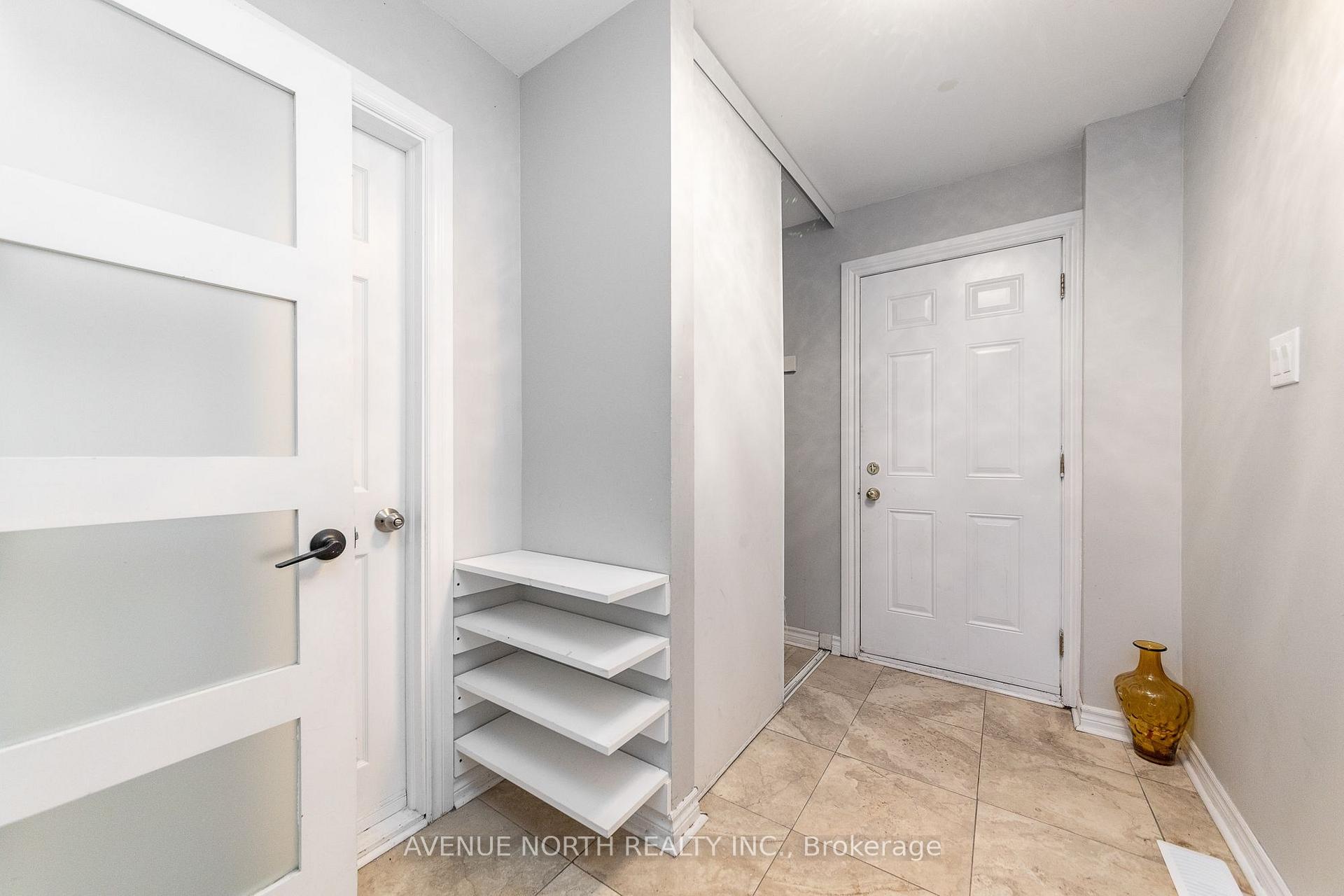 Photo 3 of Unit 100, 2415 Southvale Crescent, Ottawa, Sheffield Glen/Industrial Park — HOMEH