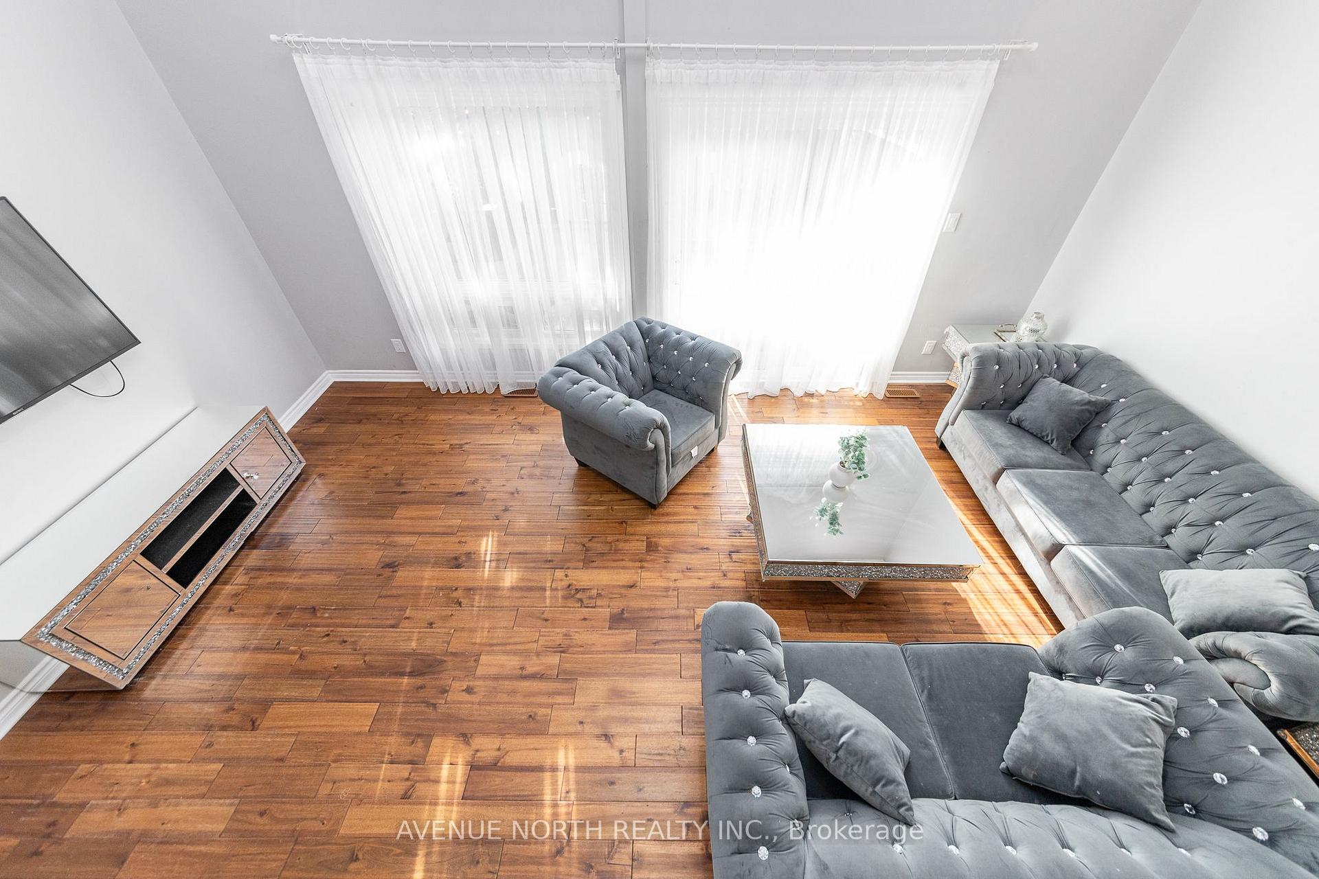 Photo 11 of Unit 100, 2415 Southvale Crescent, Ottawa, Sheffield Glen/Industrial Park — HOMEH