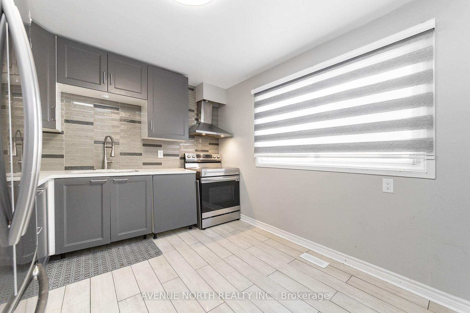 Photo 12 of Unit 100, 2415 Southvale Crescent, Ottawa, Sheffield Glen/Industrial Park — HOMEH