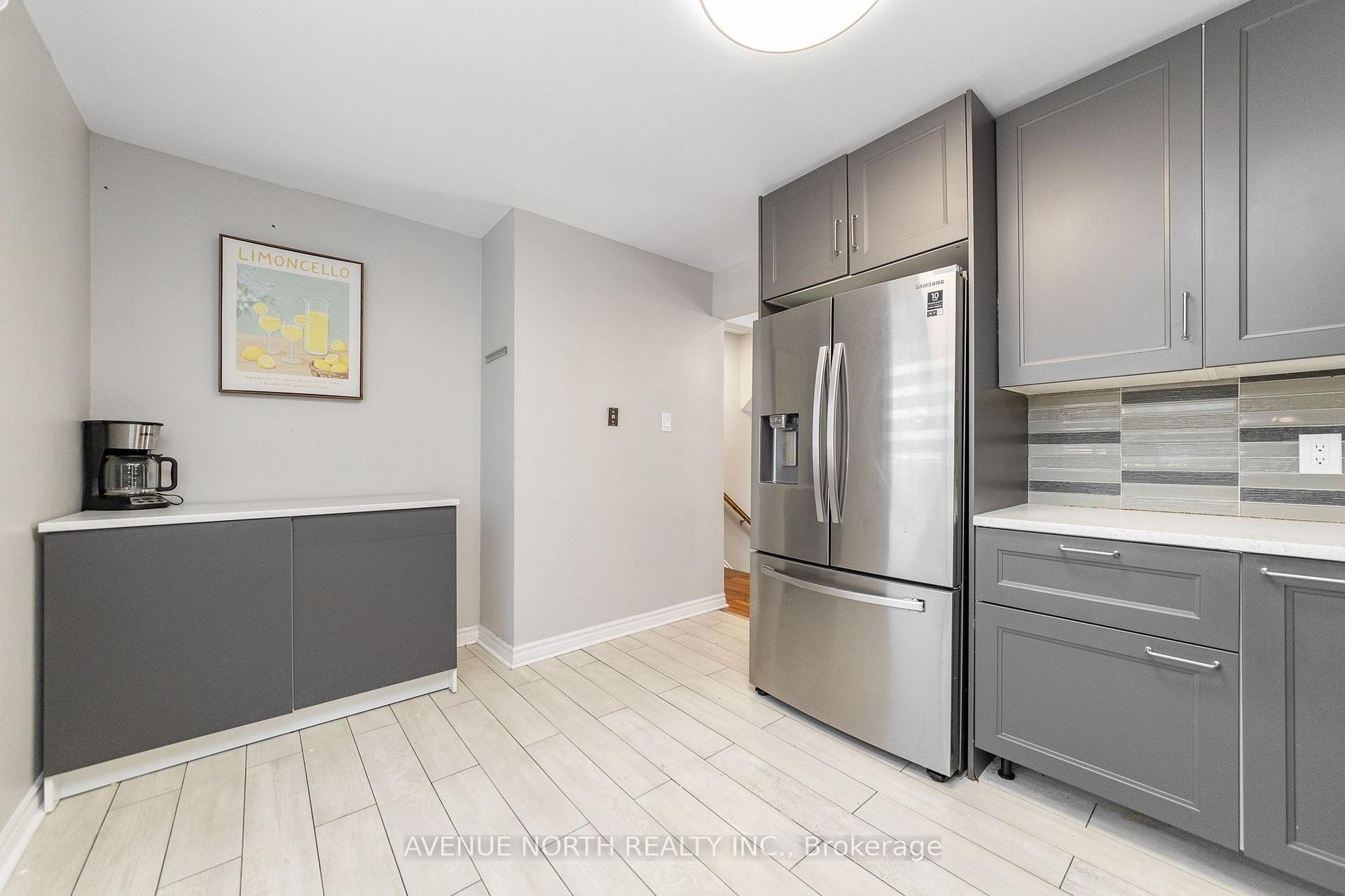 Photo 14 of Unit 100, 2415 Southvale Crescent, Ottawa, Sheffield Glen/Industrial Park — HOMEH