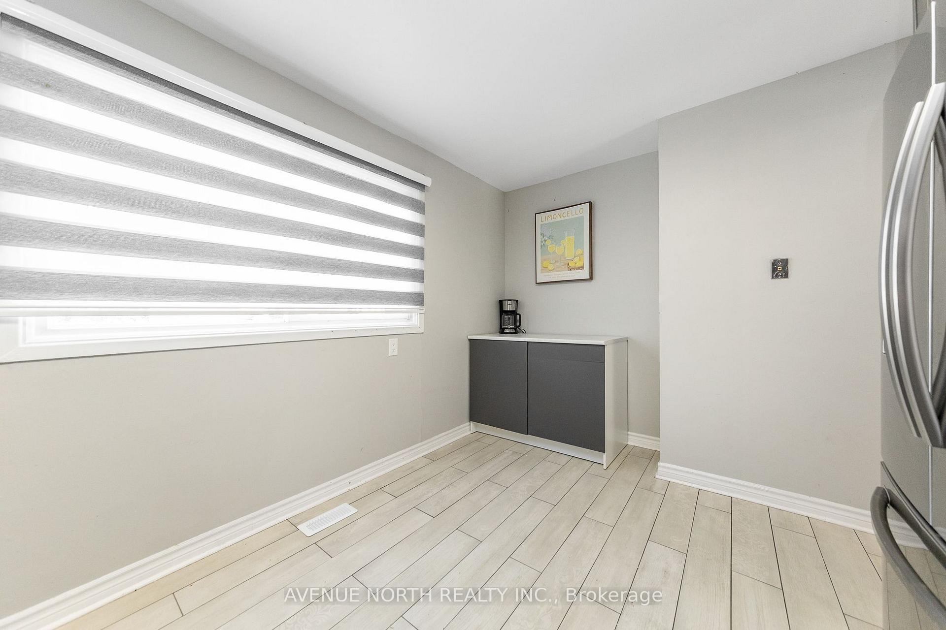 Photo 15 of Unit 100, 2415 Southvale Crescent, Ottawa, Sheffield Glen/Industrial Park — HOMEH
