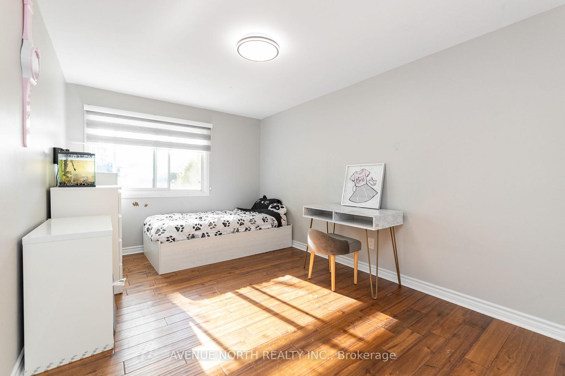 Photo 19 of Unit 100, 2415 Southvale Crescent, Ottawa, Sheffield Glen/Industrial Park — HOMEH