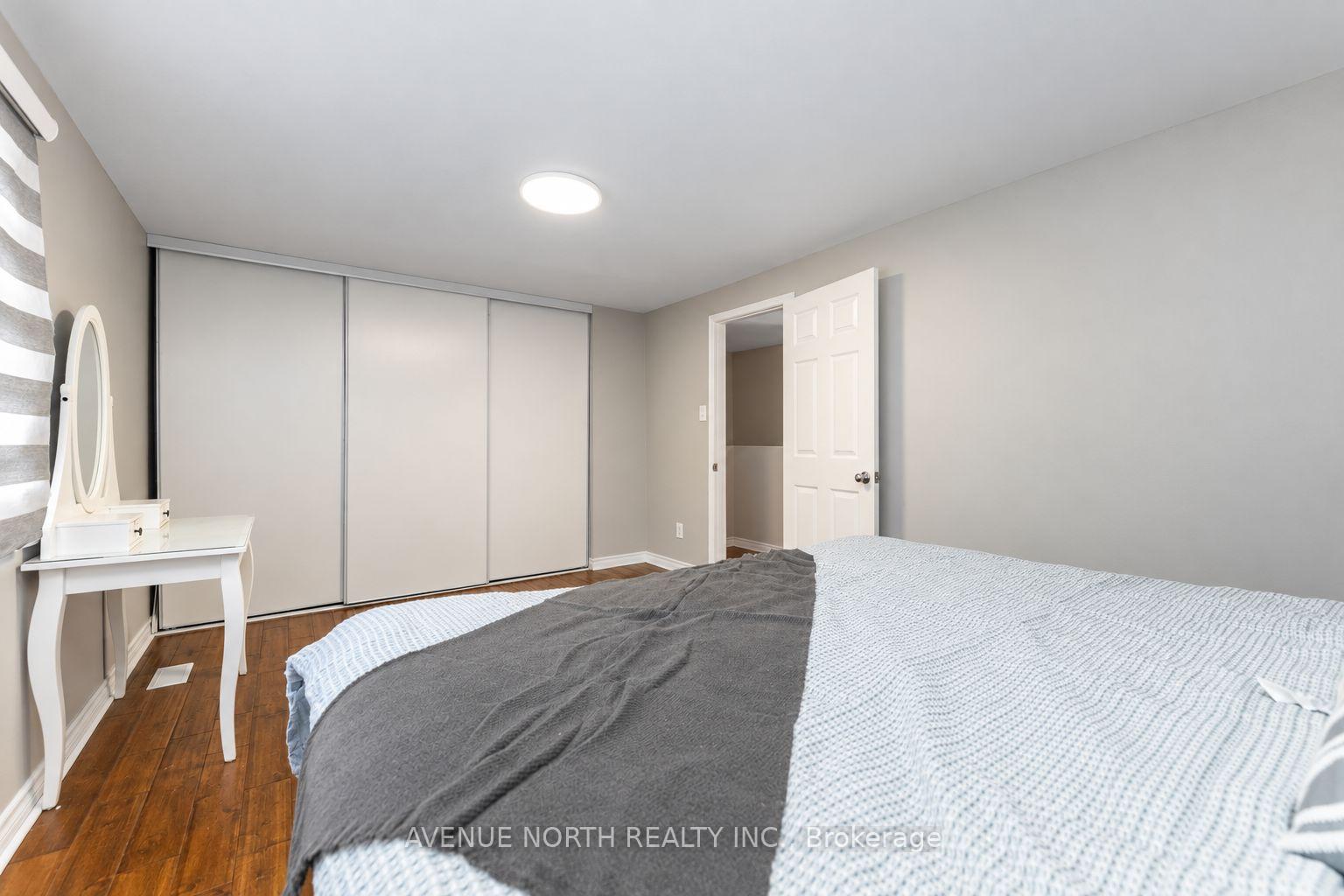 Photo 24 of Unit 100, 2415 Southvale Crescent, Ottawa, Sheffield Glen/Industrial Park — HOMEH