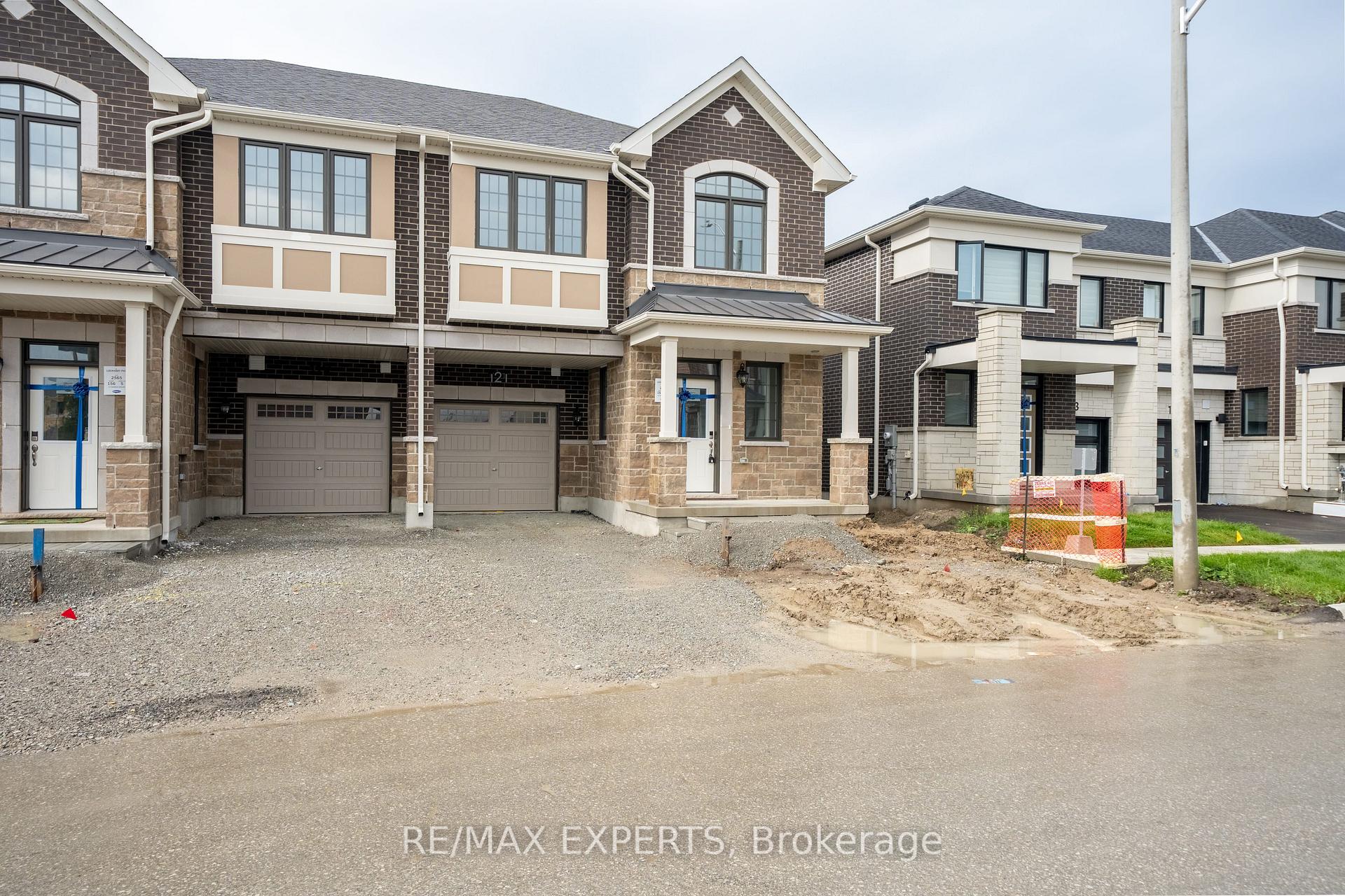 Photo 1 of 121 Vinewood Crescent, Barrie, Rural Barrie Southeast — HOMEH