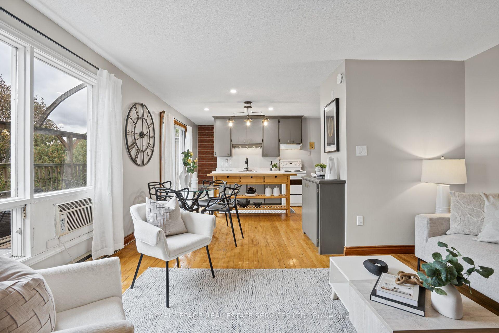 Photo 9 of 3 Harshaw Avenue, Toronto, Runnymede-Bloor West Village — HOMEH