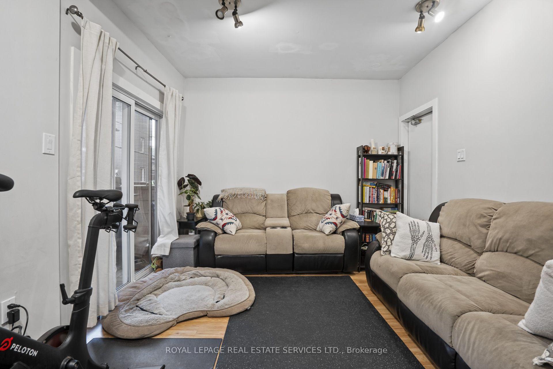 Photo 24 of 3 Harshaw Avenue, Toronto, Runnymede-Bloor West Village — HOMEH