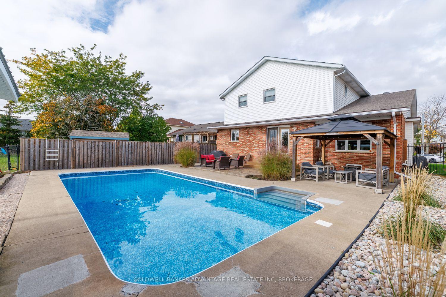 Photo 38 of 105 Wellandvale Drive, Welland, N. Welland — HOMEH