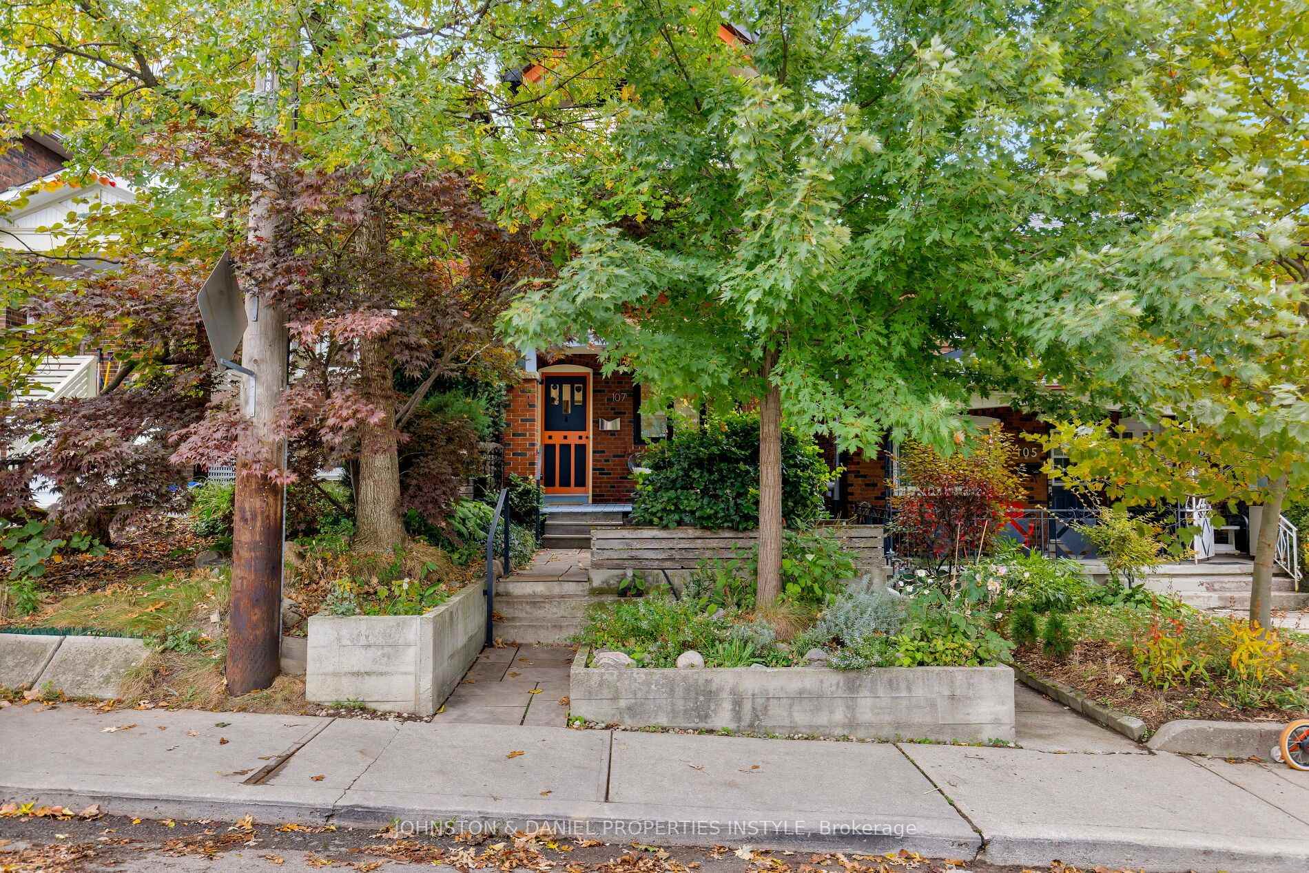 Photo 3 of 107 Winnett Avenue, Toronto, Oakwood Village — HOMEH
