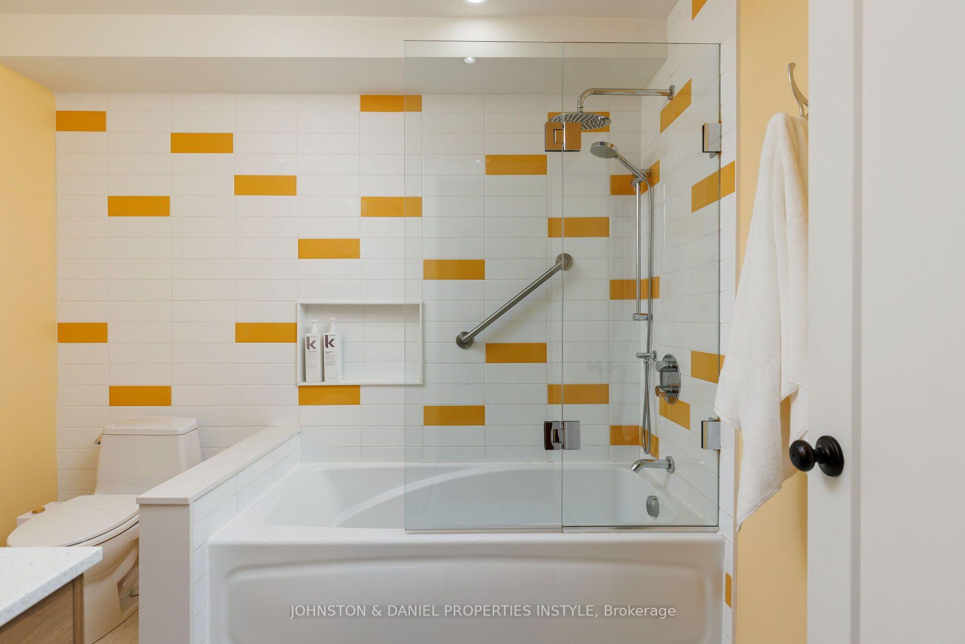 Photo 29 of 107 Winnett Avenue, Toronto, Oakwood Village — HOMEH