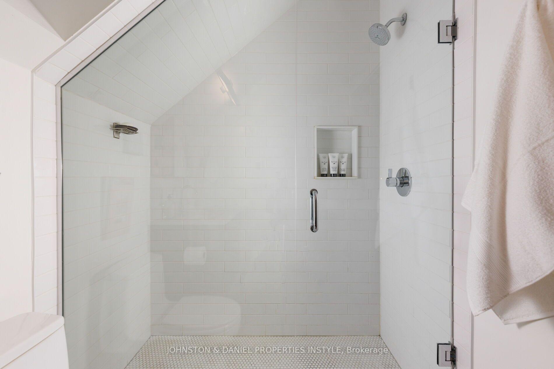 Photo 41 of 107 Winnett Avenue, Toronto, Oakwood Village — HOMEH