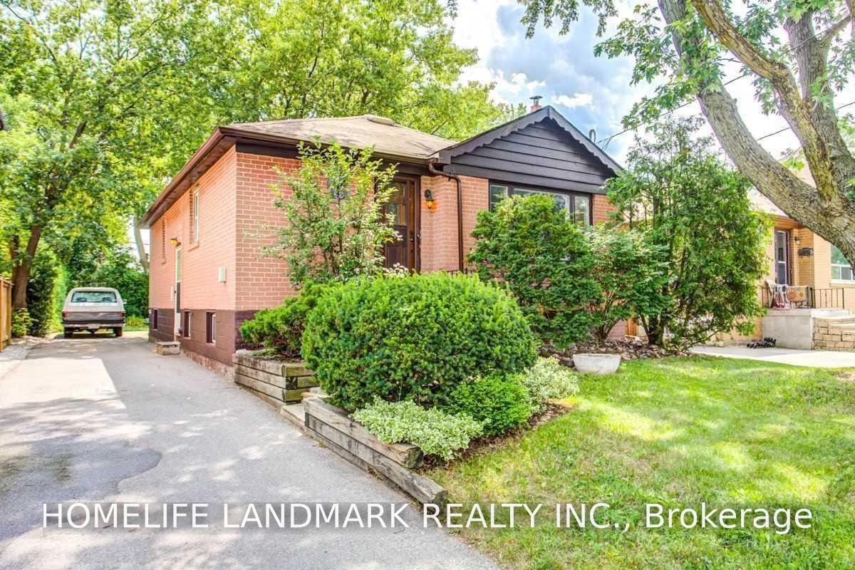 Photo of 29 Nipigon Avenue