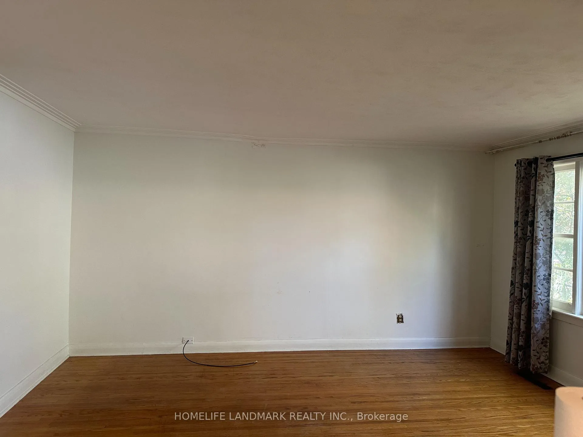 Photo 7 of 29 Nipigon Avenue, North York, Newtonbrook East — HOMEH