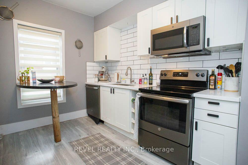 Photo 9 of Unit Upper, 234 Sheridan Street, Brantford, East Ward — HOMEH