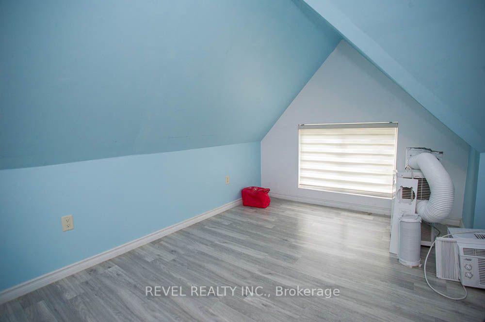 Photo 15 of Unit Upper, 234 Sheridan Street, Brantford, East Ward — HOMEH