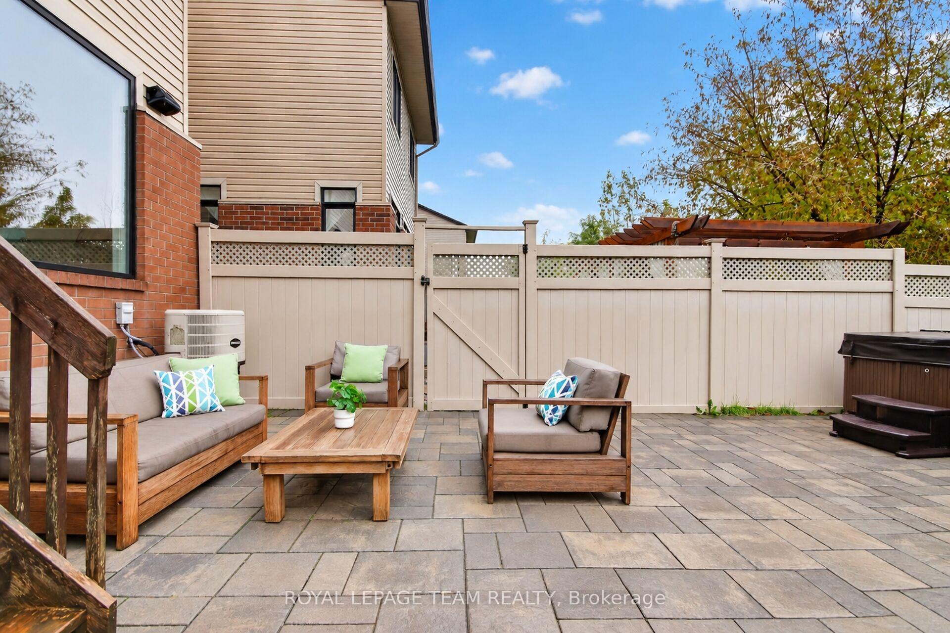 Photo 31 of 166 Mattingly Way, Ottawa, Riverside South/Gloucester Glen — HOMEH
