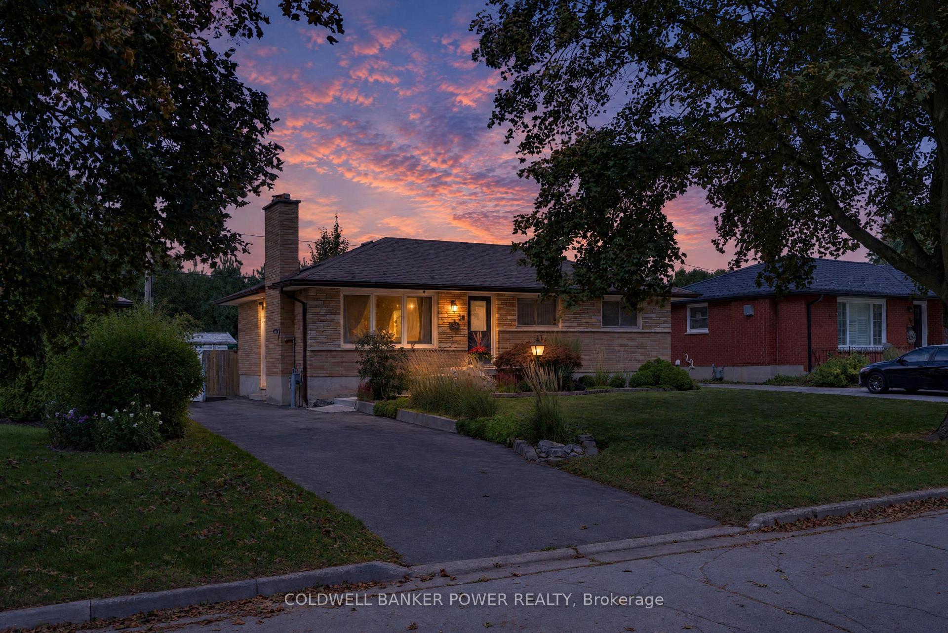 Photo 3 of 34 Algonquin Crescent, London, East O — HOMEH