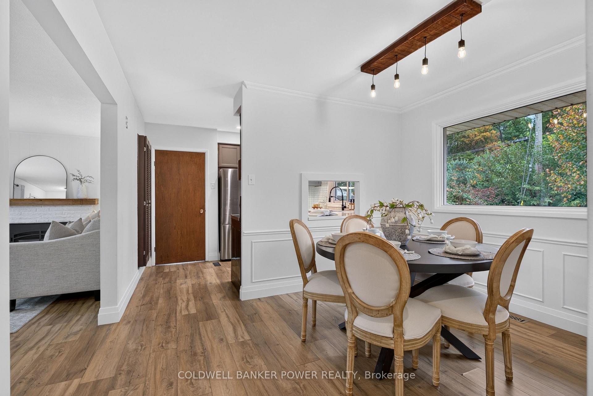 Photo 17 of 34 Algonquin Crescent, London, East O — HOMEH