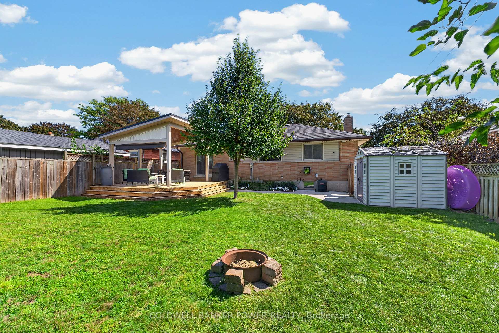 Photo 40 of 34 Algonquin Crescent, London, East O — HOMEH