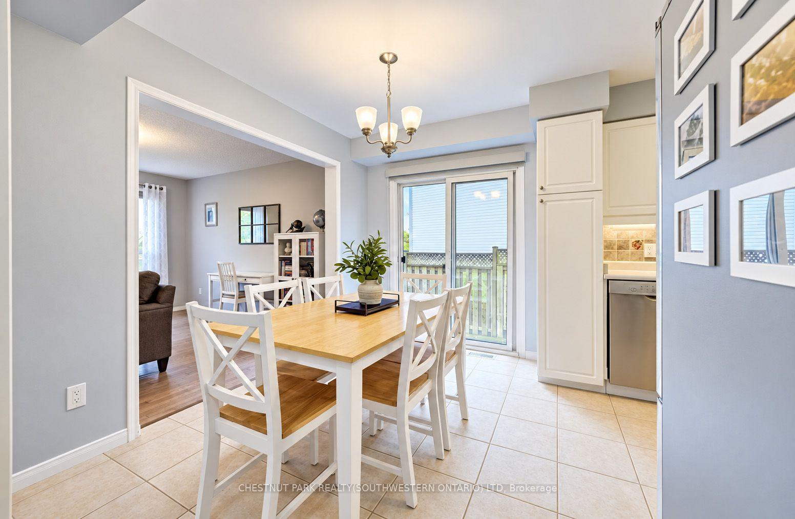 Photo 7 of 24 White Sands Court, Kitchener, Laurentian Hills/Country Hills W — HOMEH