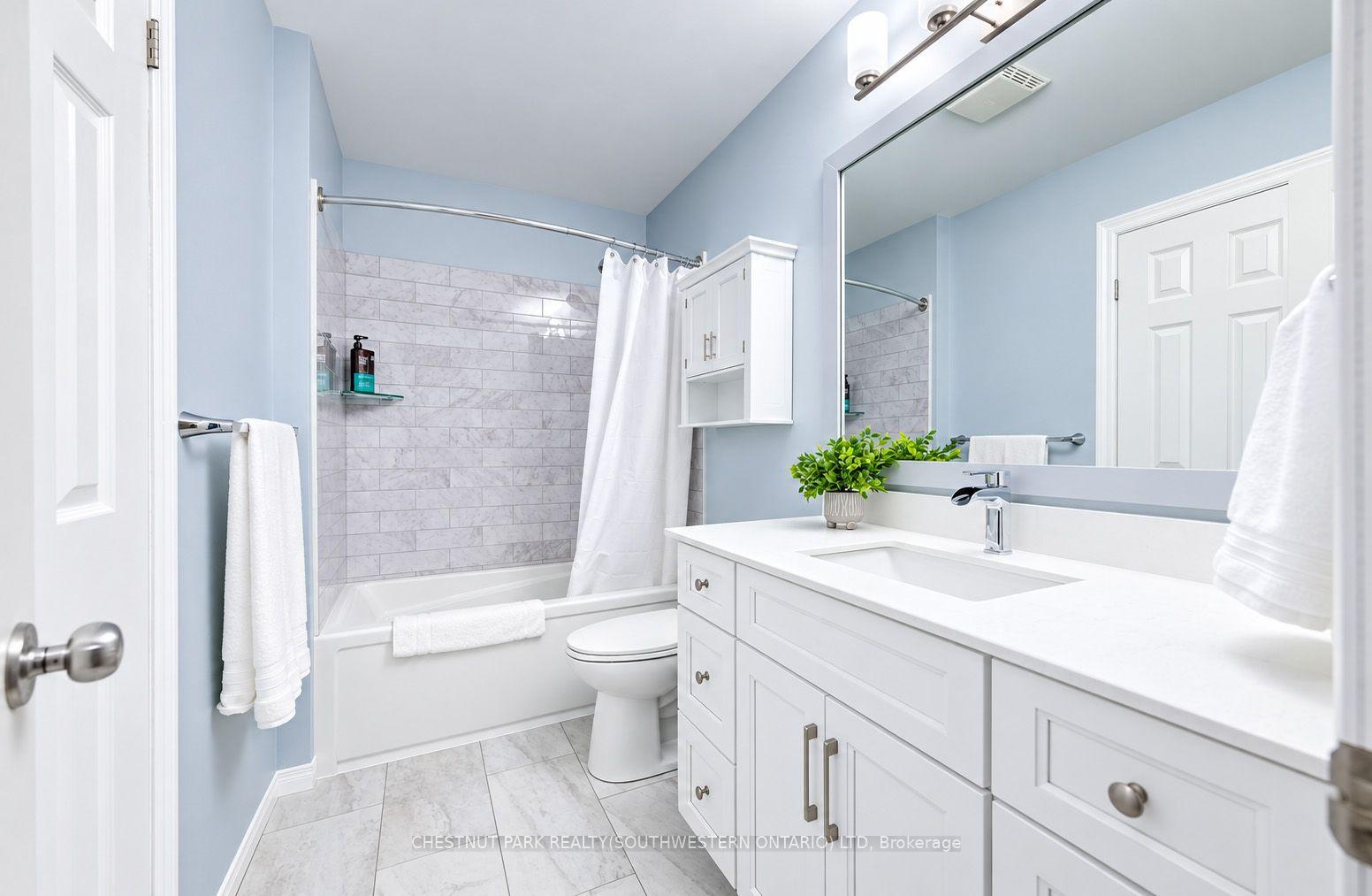Photo 24 of 24 White Sands Court, Kitchener, Laurentian Hills/Country Hills W — HOMEH