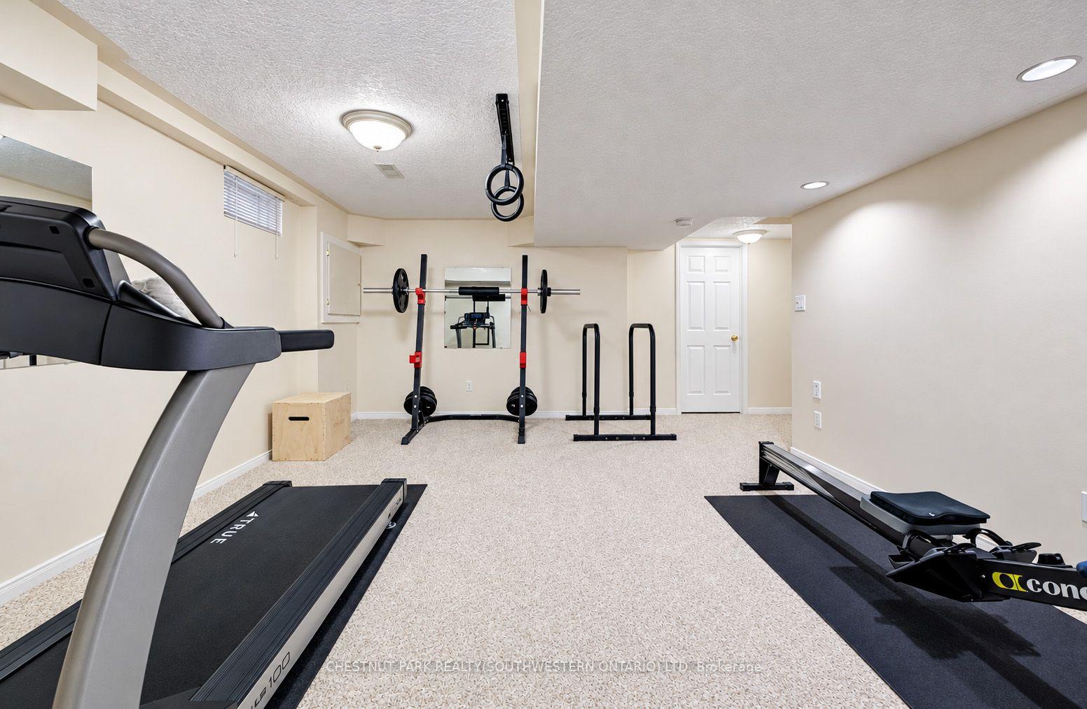 Photo 27 of 24 White Sands Court, Kitchener, Laurentian Hills/Country Hills W — HOMEH
