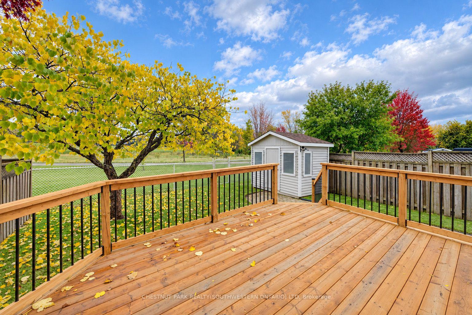 Photo 35 of 24 White Sands Court, Kitchener, Laurentian Hills/Country Hills W — HOMEH
