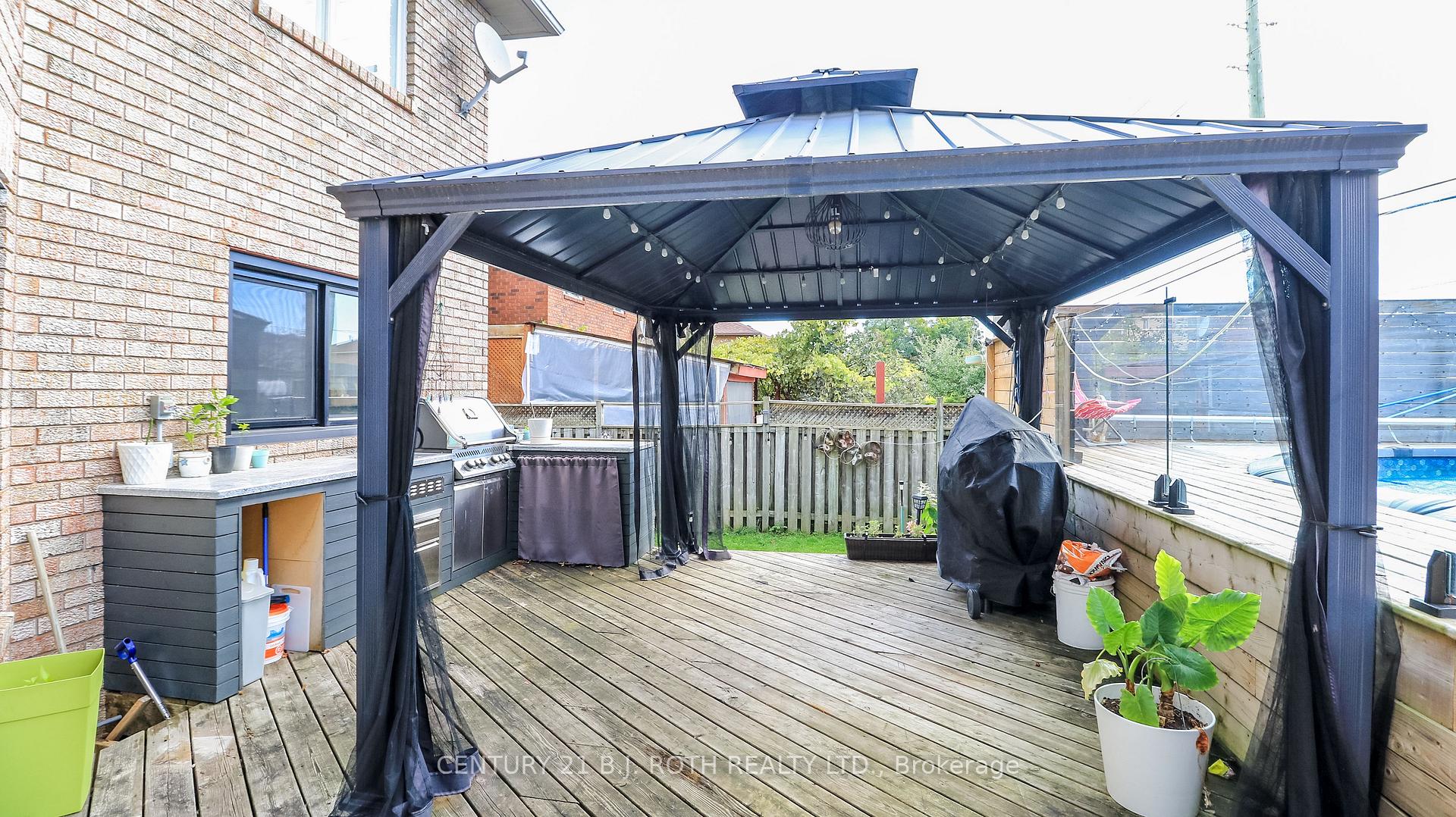 Photo 27 of 61 Barwick Drive W, Barrie, West Bayfield — HOMEH