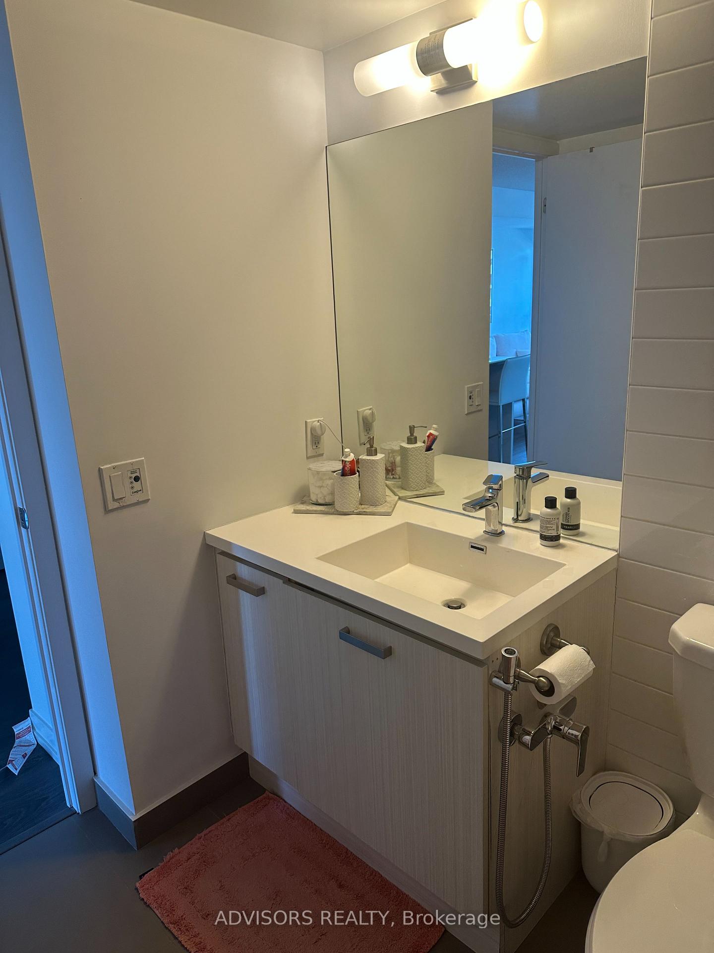 Photo 12 of Unit 2402, 125 Redpath Avenue, Toronto, Mount Pleasant West — HOMEH