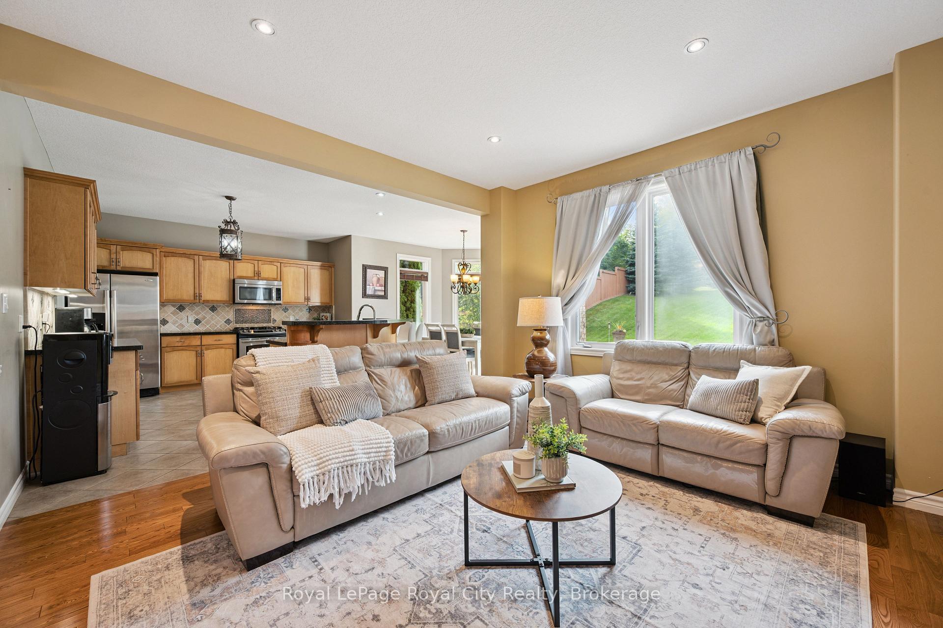 Photo 12 of 26 Frasson Drive, Guelph, Grange Road — HOMEH