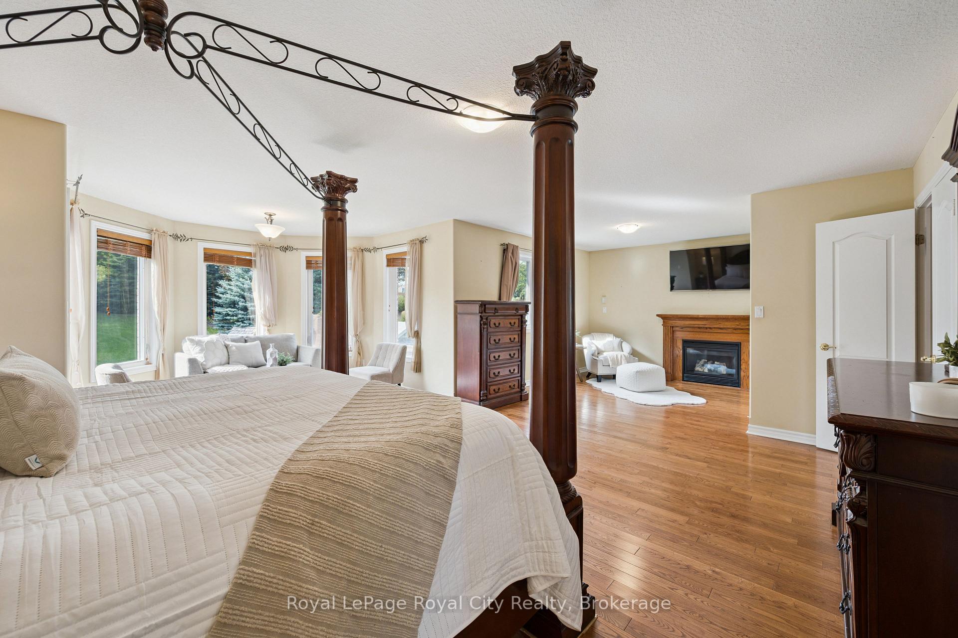Photo 22 of 26 Frasson Drive, Guelph, Grange Road — HOMEH