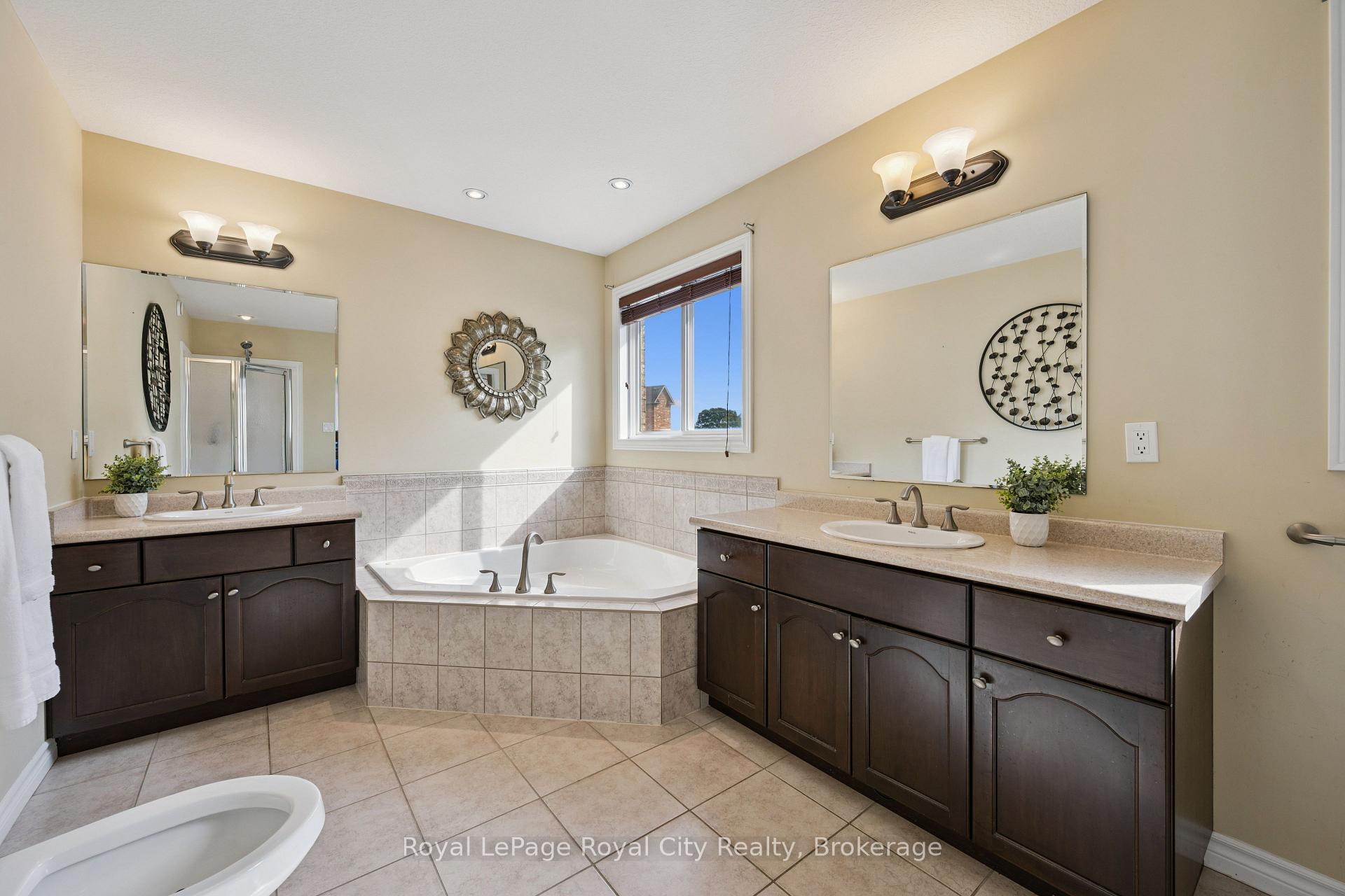 Photo 25 of 26 Frasson Drive, Guelph, Grange Road — HOMEH