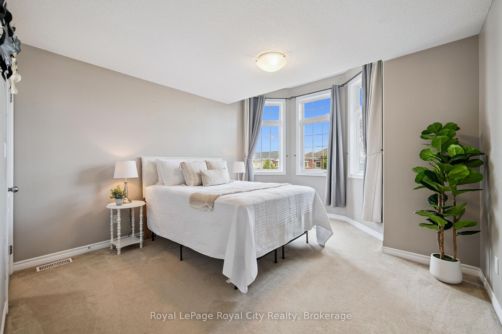 Photo 28 of 26 Frasson Drive, Guelph, Grange Road — HOMEH