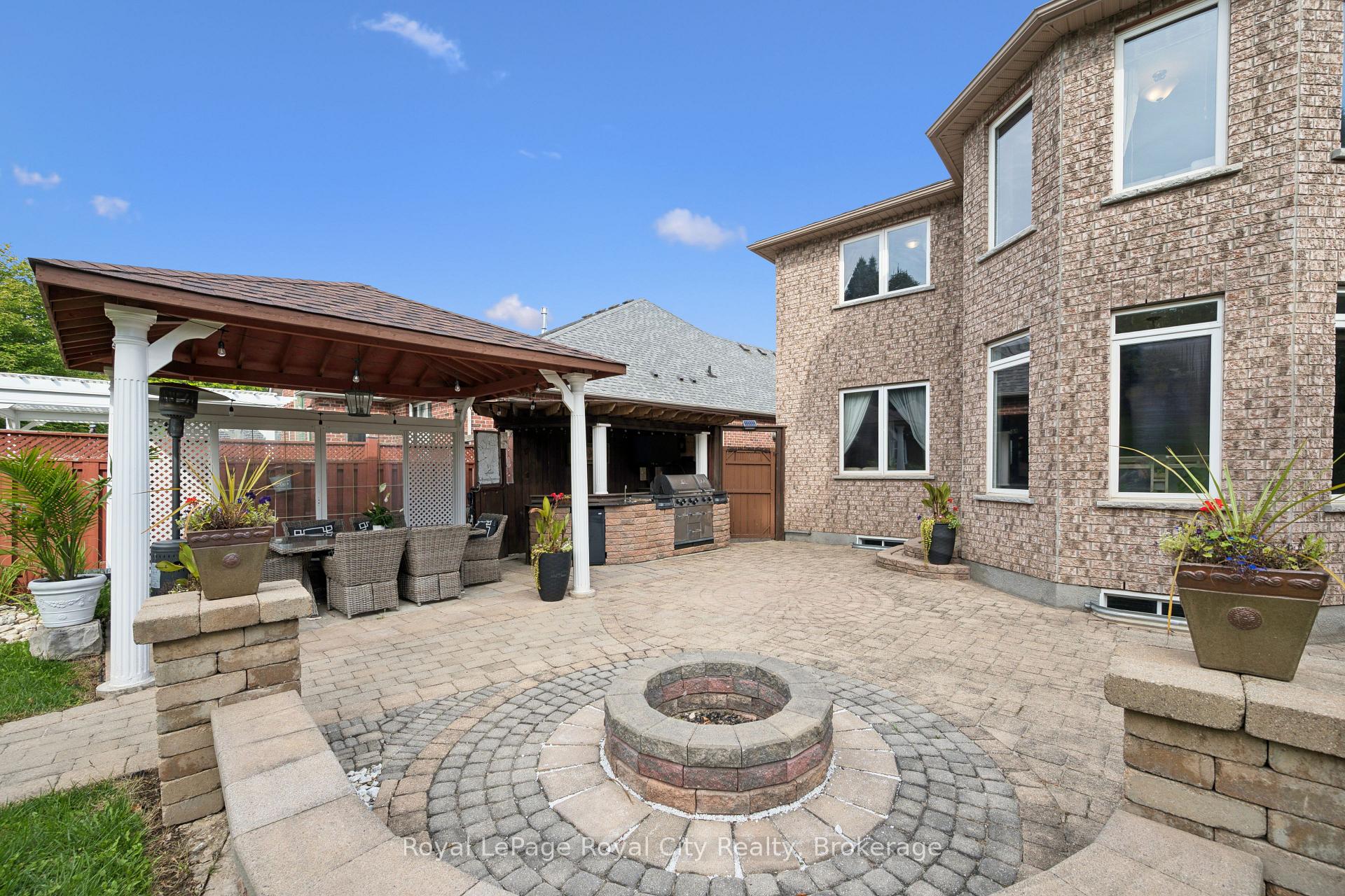 Photo 37 of 26 Frasson Drive, Guelph, Grange Road — HOMEH