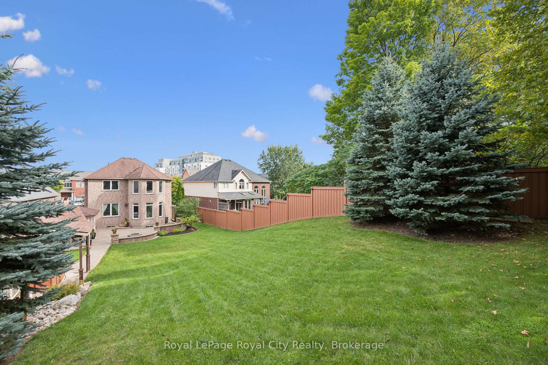 Photo 43 of 26 Frasson Drive, Guelph, Grange Road — HOMEH