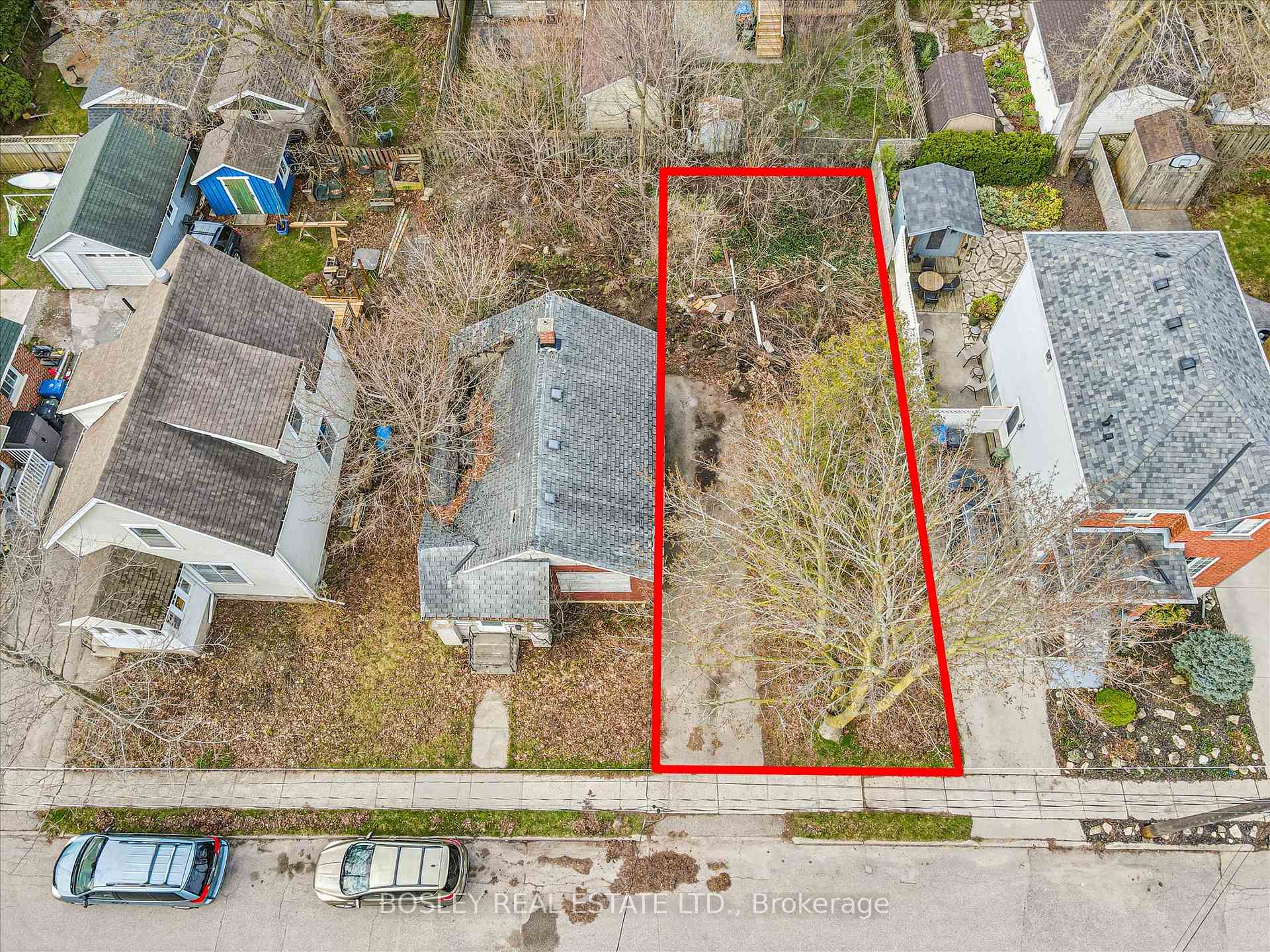 Photo 2 of 35 Menzie Avenue, Guelph, St. Patrick's Ward — HOMEH