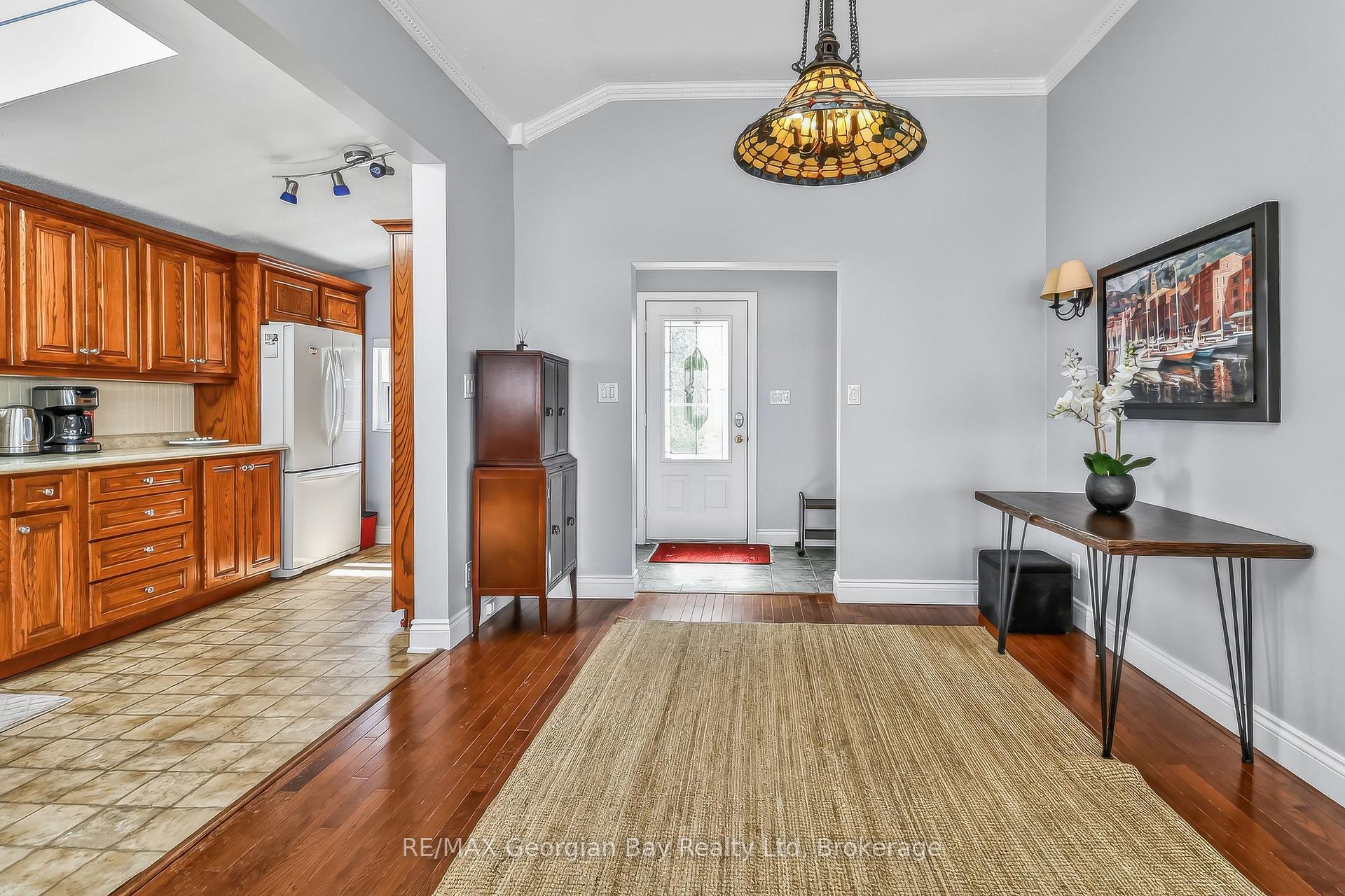 Photo 8 of 12 Robins Point Road, Tay, Victoria Harbour — HOMEH