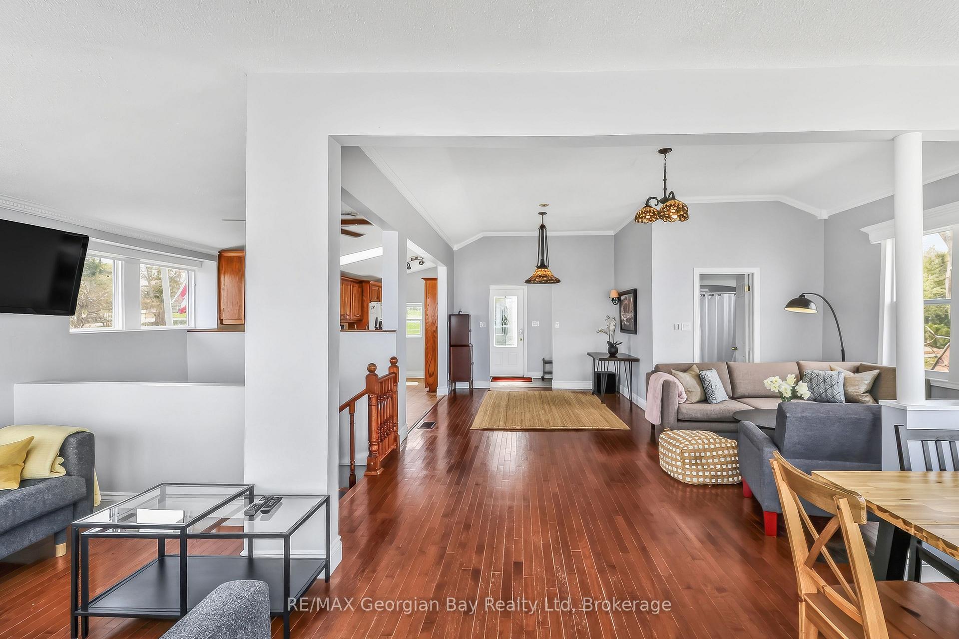 Photo 22 of 12 Robins Point Road, Tay, Victoria Harbour — HOMEH
