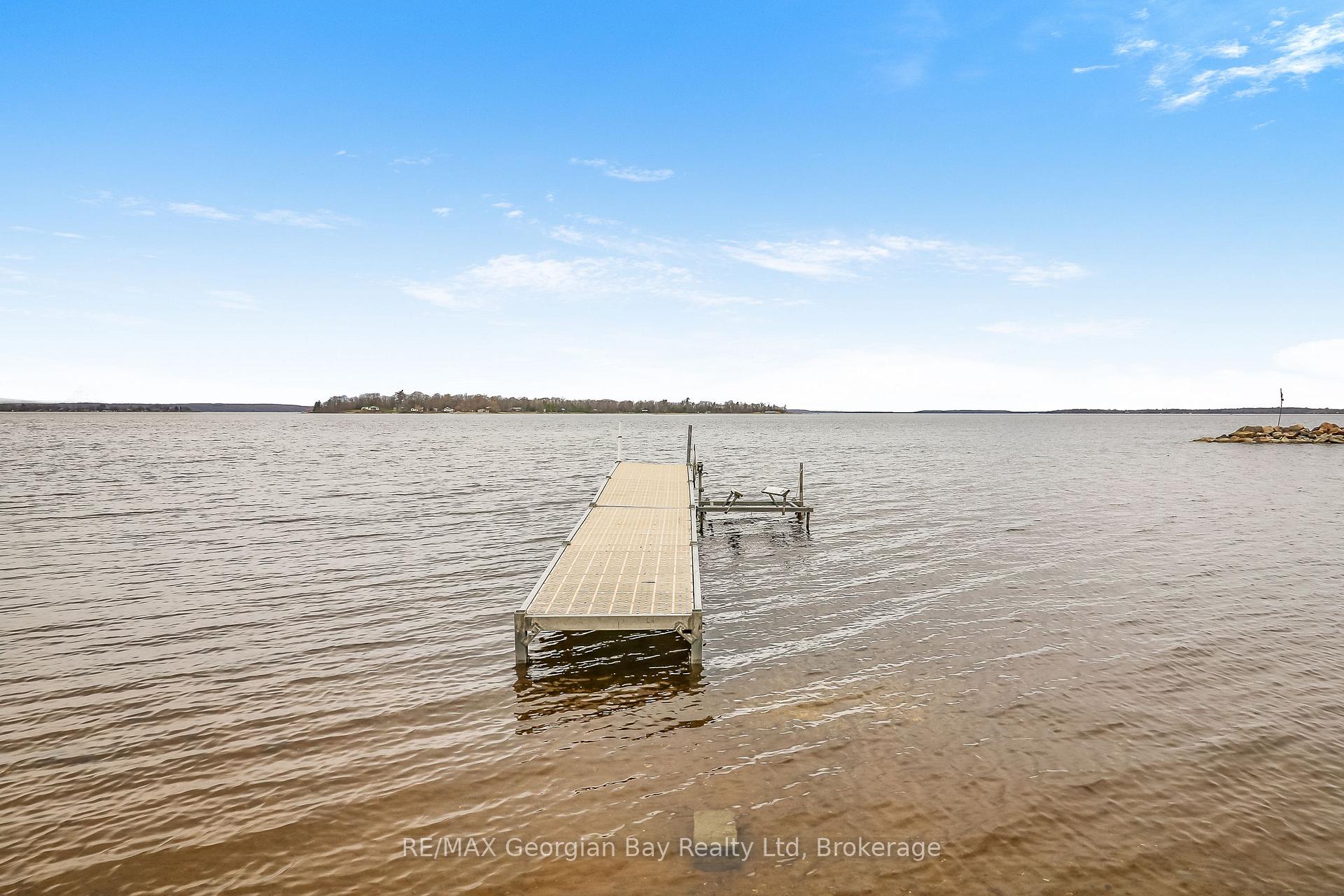 Photo 42 of 12 Robins Point Road, Tay, Victoria Harbour — HOMEH