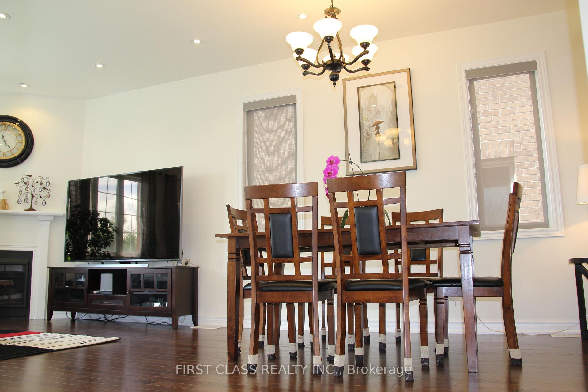 Photo 7 of 69 Promenade Drive, Whitby, Taunton North — HOMEH