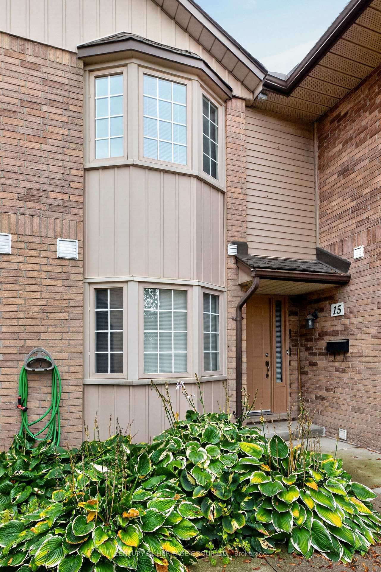 Photo 3 of Unit 15, 38 Elora Drive, Hamilton, Fessenden — HOMEH