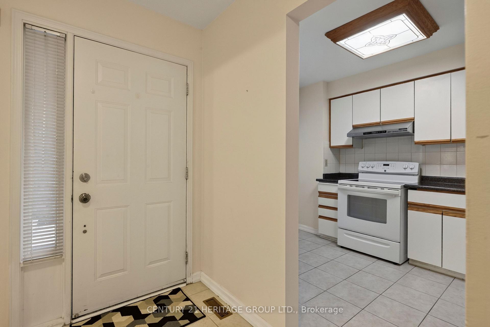 Photo 9 of Unit 15, 38 Elora Drive, Hamilton, Fessenden — HOMEH