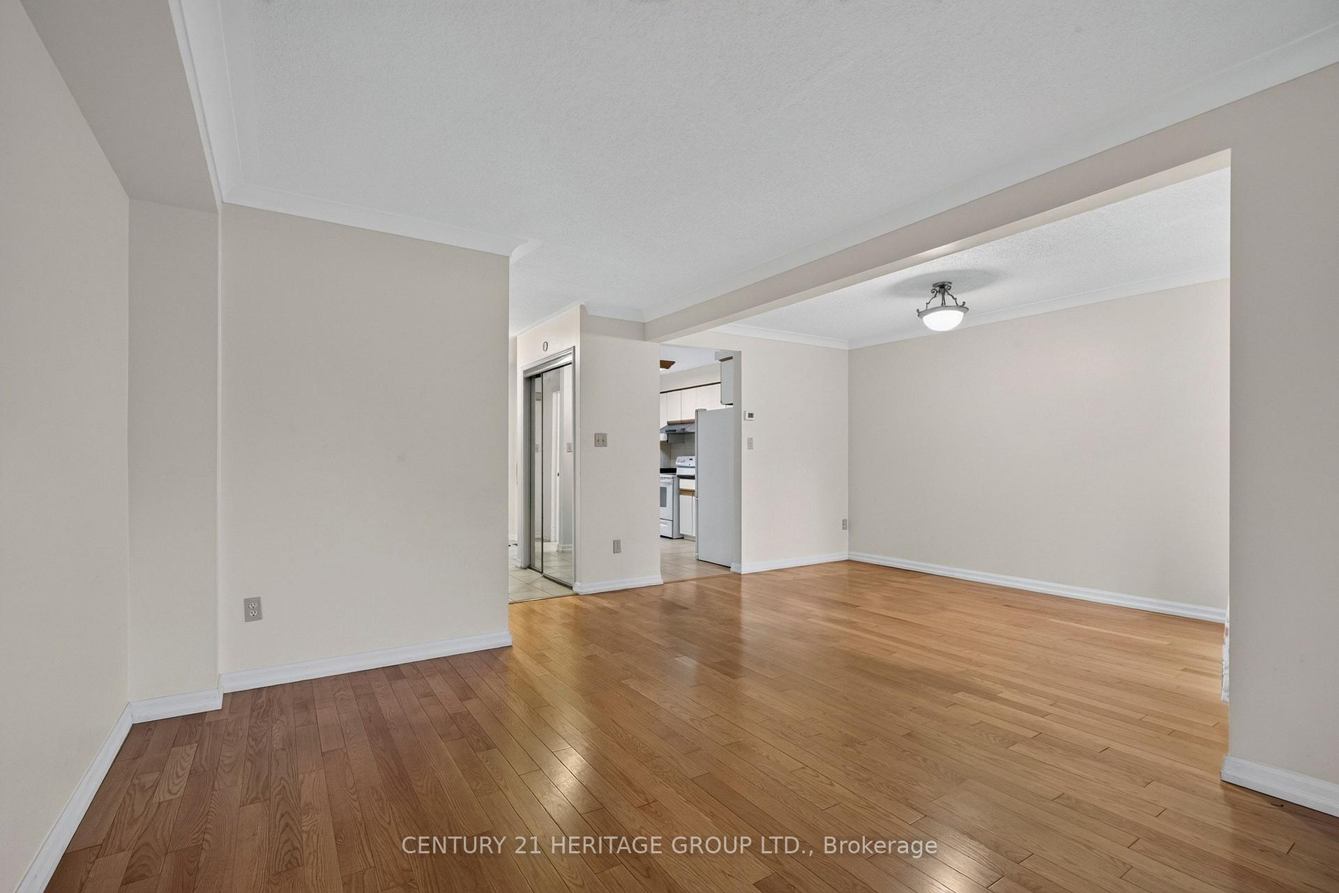 Photo 12 of Unit 15, 38 Elora Drive, Hamilton, Fessenden — HOMEH