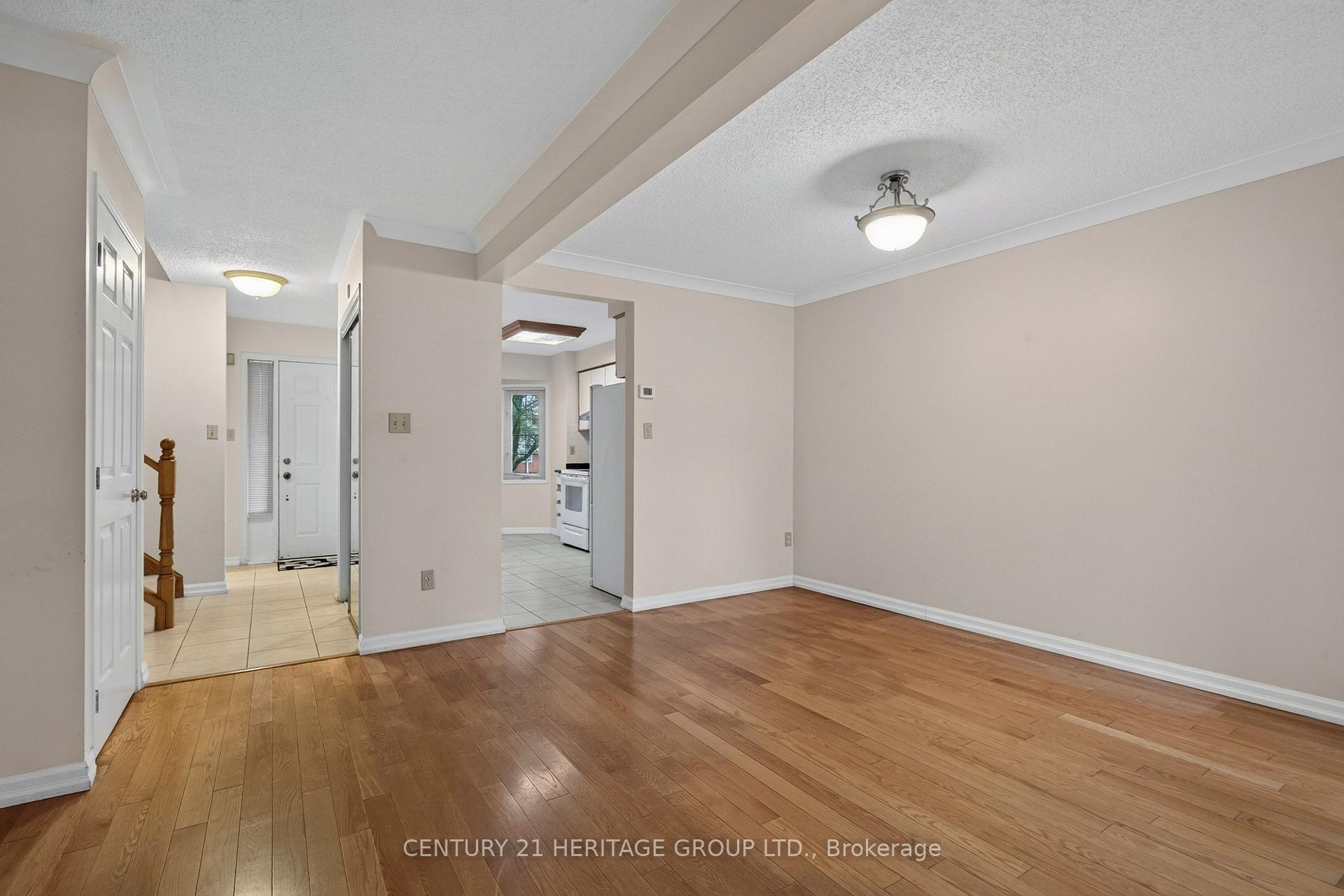 Photo 15 of Unit 15, 38 Elora Drive, Hamilton, Fessenden — HOMEH