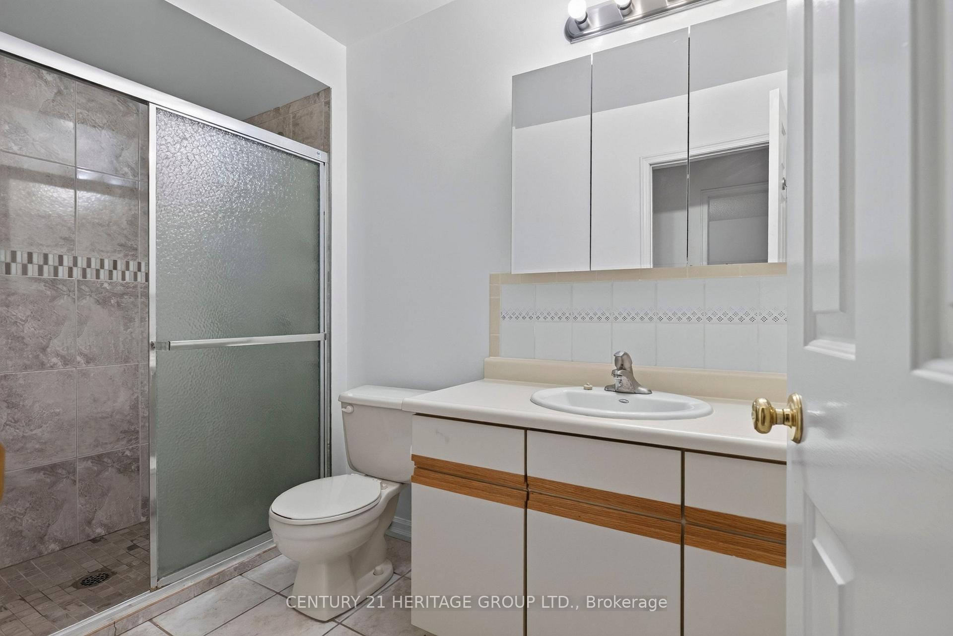 Photo 31 of Unit 15, 38 Elora Drive, Hamilton, Fessenden — HOMEH