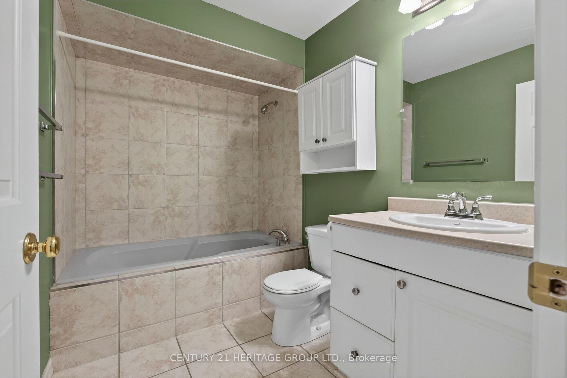 Photo 34 of Unit 15, 38 Elora Drive, Hamilton, Fessenden — HOMEH