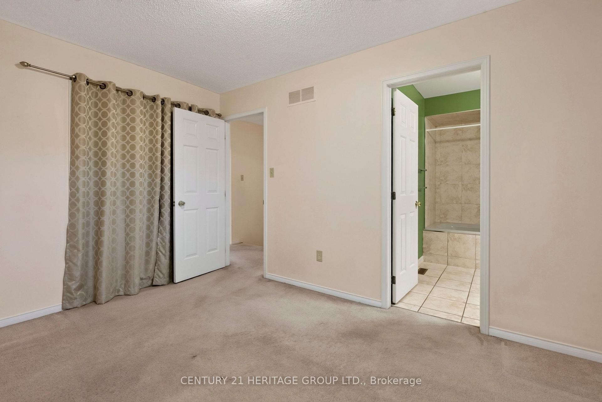 Photo 37 of Unit 15, 38 Elora Drive, Hamilton, Fessenden — HOMEH