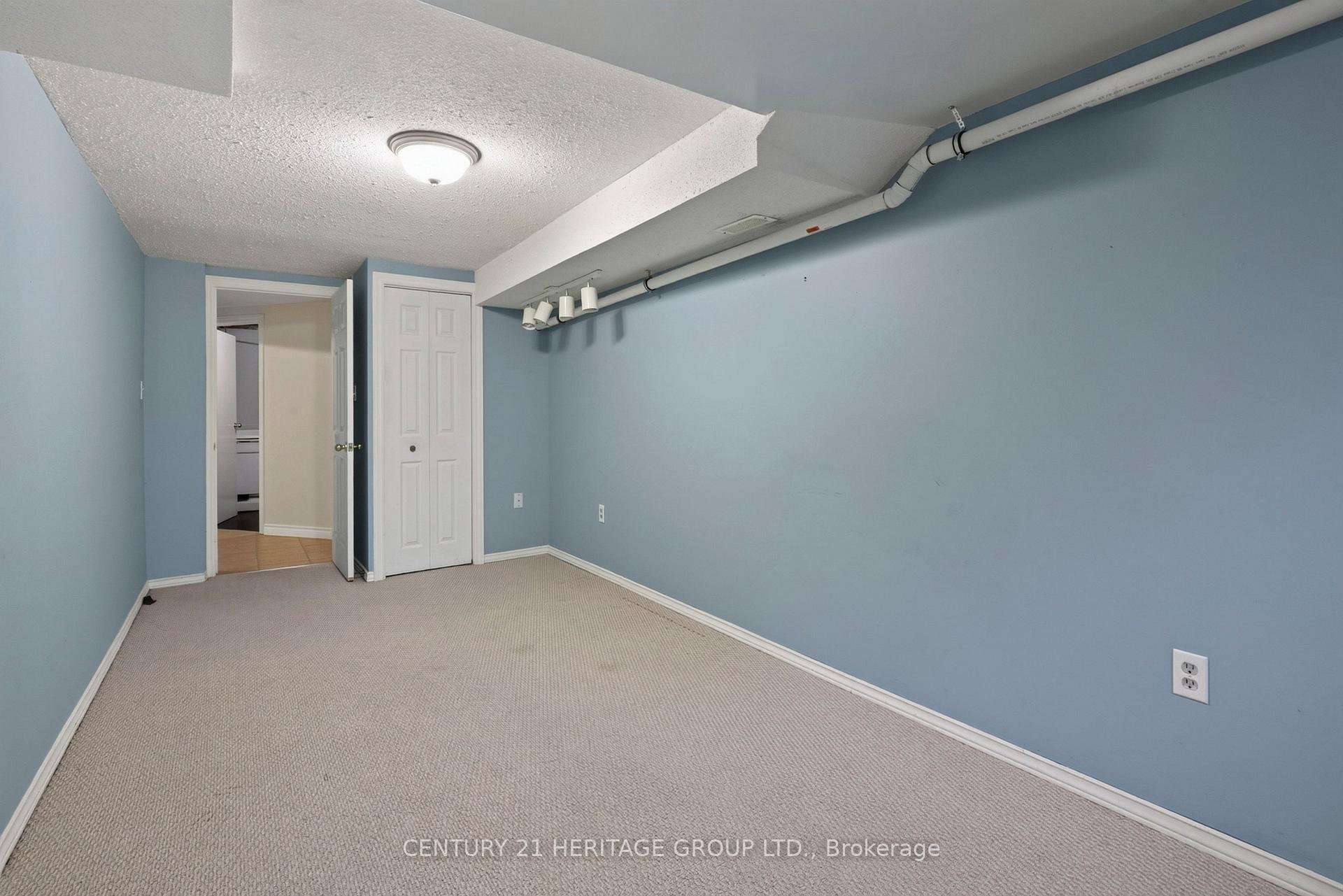Photo 40 of Unit 15, 38 Elora Drive, Hamilton, Fessenden — HOMEH